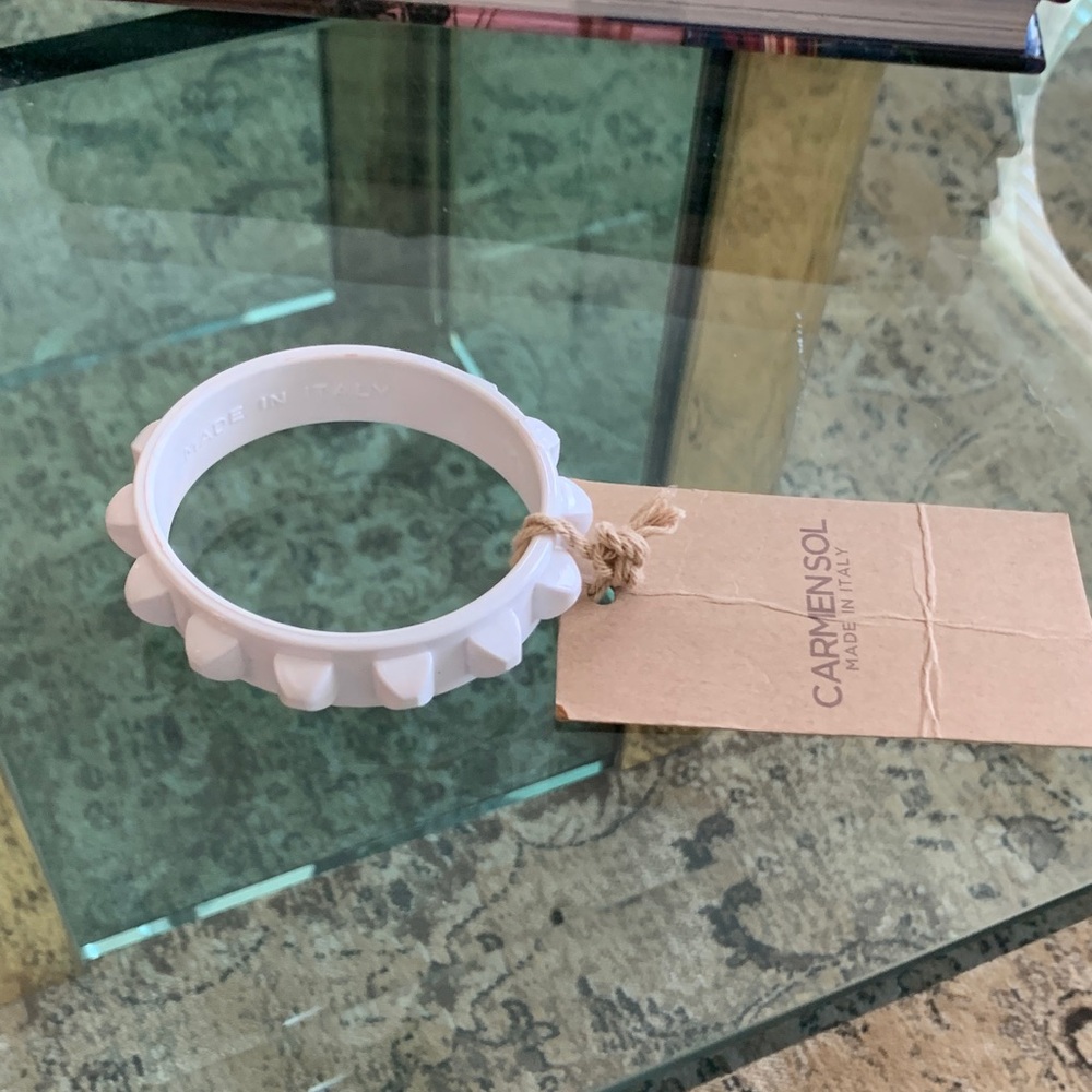 Carmen Sol Signature White Bracelet NWT